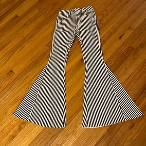 NWOT  Blank Paige Black and white striped flare stretch jeans